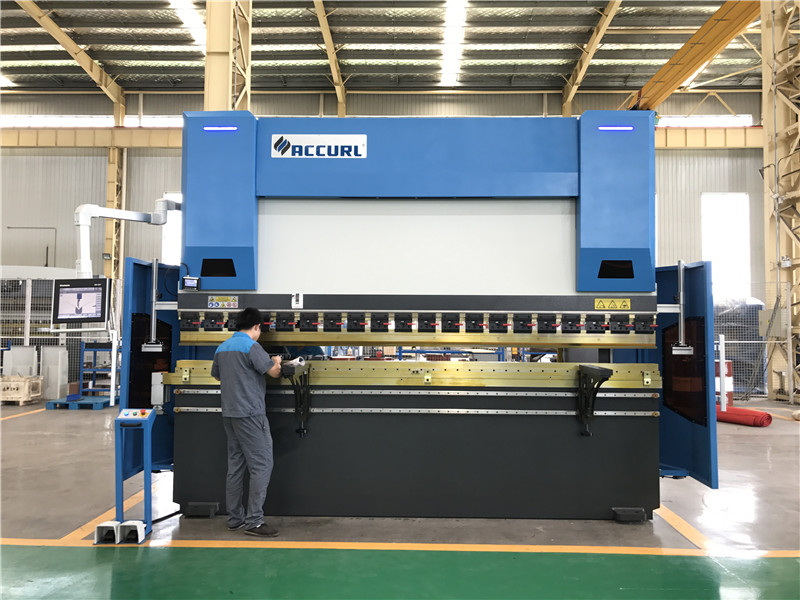 ACCURL cnc ohraňovací lis DA58T 4axis 4000mm